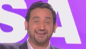 Le rire est primordial,la bonne humeur est necessaire et savoir s'amuser simplement est une des missions que s'est donnée. Tpmp Un Sosie Hilarant Declenche Un Fou Rire General En Plateau