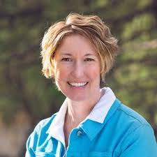 Patricia Munk's Instagram, Twitter & Facebook