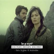 Her gecenin sabahinda gözüm yasli sevdigim siyah sürme kasli evimin kapisi acilmaz cok pasli ne gelen var nede giden ne arayan nede soran varmi beni sevmek icin. Facebook