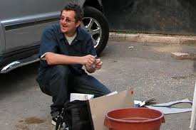 Share images of banksy works and other sightings here. Banksy Pictured For First Time Street Artist Caught On Camera Near Latest Hull Artwork Daily Star