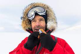 Dixie dansercoer is the author of alarm op spitsbergen (2.14 avg rating, 14 ratings, 2 reviews, published 2016), verraad op de basis (3.00 avg rating, 5. Ynzz0nbtr5ubem