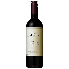 La minga, c'est donc un atelier d'architecture engagé pour travailler ensemble sur vos projets où l'utilisateur a sa place dans une démarche globale, à votre écoute et respectueuse de l'environnement. La Minga Seleccion Limitada Cabernet Sauvignon Merlot Vivino