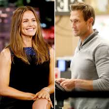 Jennifer garner drops by ellen on wednesday to talk about her upcoming film projects, but they had to take a moment to talk about the number one movie in the country, gone girl, starring her husband, ben affleck. Jennifer Garner John Miller S Relationship Everything We Know