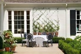 Turn A Boring Exterior Space Into A Work Of Art With One Of These Head Turning Trellises In 2020 Trellis Design Trellis Design Succulents