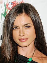 Objavio je to na instagramu naš proslavljeni fudbaler edin džeko. Amra Silajdzic Resident Evil Wiki Fandom