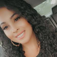 Victoria Staub's Instagram, Twitter & Facebook