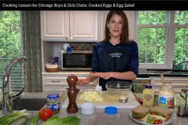 Book your private italian cooking class and video chat with our chefs in italy. Green Tables Committee Cooks Up Video Lessons For Boys Girls Clubs Of Chicago Les Dames D Escoffier Chicago