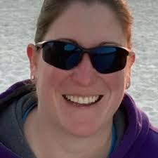 Kerri Landis's Instagram, Twitter & Facebook