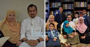 Berita semasa 15 ogos 2020 ketua pemuda umno, datuk dr asyraf wajdi dusuki mendakwa ahli parlimen parit buntar Asyraf Wajdi Isteri Sambung Legasi Keluarga Praktis Quran Time Maghrib Dan Isyak Dalam Didik Anak Anak Keluarga