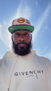 IAm Ace Deuce, The Neighborhood Hope Dealer! “Who cares?” #AceDeuce  #hopedealer #hopeman #motivation #inspiration #goodenergy #facebookreel  #htown #igotthathope #GodsPlan