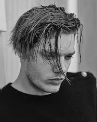 Pin de Sally Pound em Dominic Sherwood