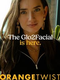 Nurse Candice injecting Voluma to enhance our client's temple area,  creating a natural and youthful look. ✨⠀⠀⠀ Temple filler is a fantastic  option to consider for several reasons! Here's why:⠀⠀⠀ ⠀⠀⠀⠀⠀⠀⠀⠀⠀⠀⠀⠀⠀⠀⠀⠀⠀⠀⠀⠀  1️⃣