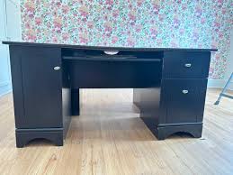 Michele Browne (@mdeeterbrowne)