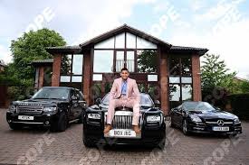 Boxer Amir Khan At Home In Bolton 2013 Boxer Bolton Beauty