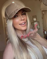 LAUREN LORRAINE JONES