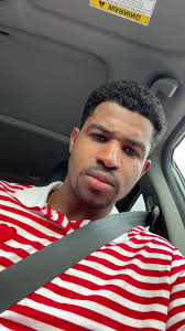 Kenton Pratt's Instagram, Twitter & Facebook