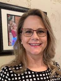 Erin Cardona's Instagram, Twitter & Facebook