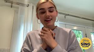 Fans have long claimed the two dated in 2020, but neither has confirmed whether. Watch Joshua Bassett Sabrina Carpenter Olivia Rodrigo More Sing Disney Classics Ysbnow
