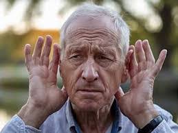 Chris Ewing's Instagram, Twitter & Facebook