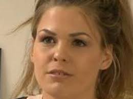 Son dakika belle gibson haberleri ve belle gibson haberleri ile ilgili tüm sıcak gelişmeleri sayfamızdan takip edebilirsiniz. La Blogueuse Star Belle Gibson Reconnue Coupable D Avoir Menti Sur Son Cancer Sciences Et Avenir