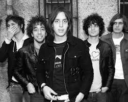Outside of the band, he has released four solo albums. The Strokes Discography Wikipedia