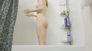 Maxisma aka Elzbieta - Shower (1080p) - Camvideos.tv