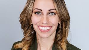 Sonja Dowell's Instagram, Twitter & Facebook