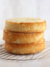 A cake baked at 300ᵒ f is lighter and fluffier than a cake baked at 400ᵒ f. How To Bake Flat Cake Layers Completely Delicious