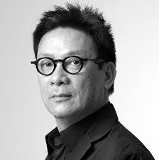 Iris Dunbar's Instagram, Twitter & Facebook