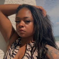 So … Clark Atlanta made their freshman wear uniforms for the first week of  school .They told them to “ Find a way or make one “ …. Let's just say…  They didn't miss !