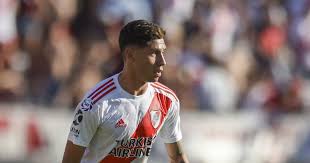 O montiel não teve apontado ao flamengo no final do ano passado? West Ham Lining Up Summer Bid For River Plate Defender Gonzalo Montiel Ht Media