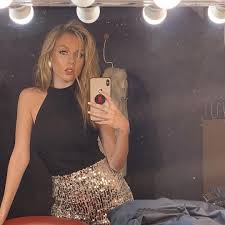 Ester exposito ester expósito carla rosón caleruega elite carla roson. Ester Exposito On Instagram Coming Soon Y Mi Cara Naranja Yasss Outfit Night Out Fashion Ester
