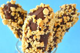 Monkey Tails Recipe In 2020 Kid Approved Snack Snack Recipes Fruit Recipes