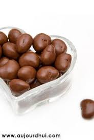 Bonbons Au Chocolat Au Lait Chocolate Bonbon Recettes De Cuisine Alimentation