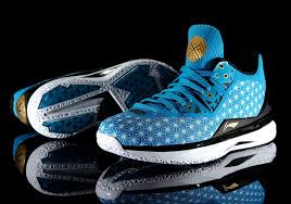 أغلى حذاء رياضي في العالم لعشاق الترف Luxury Life Amwal Sneakers Nike Sneakers Air Max Sneakers