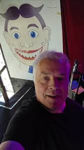 Tom Kaminski (@tomkaminskiwcbs) • Instagram photos and videos