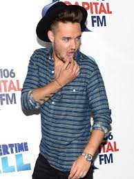 Liam payne received some flack this week after a vine video of him taking selfies with fans went liam added with a big smile emoji. Liam Payne S Insane Body Transformation 17 Pics That Ll Get You Hot Under The Collar Capital
