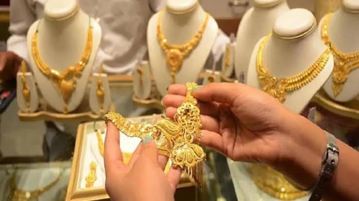 Gold-Silver Price Today: सोना-चांदी आज हो गया महंगा, जानिए कितने रुपये बढ़े दाम - Gold Silver Price Today 11 April increased in gold silver rates Sona Chandi Bhav hike check Latest Price