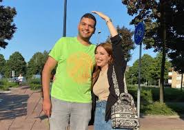 والأيام الماضية شاركت الفنانة نسرين طافش، متابعيها بصور لها عبر حسابها على تويتر من إطلالتها على السجادة الحمراء أثناء حضورها فعاليات الدورة 74 من مهرجان كان السينمائي الدولى، وظهرت نسرين. Idnc0s1xwbyqzm