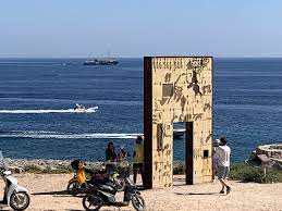 A lampedusa con un bambino occorre creare la dimensione adatta. Paradosso Sea Watch Sbarco Negato Ma A Lampedusa 300 Migranti In Un Mese