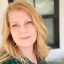 Who can hang wallpaper in Loomis?