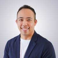 Rene Carreon's Instagram, Twitter & Facebook