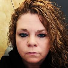 Lynette Farrell 🍀 (@llfarrell9) • Threads, Say more