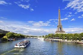 Maybe you would like to learn more about one of these? Beton Cire Decoratif Ecologique Pas Cher Biologement Visiter Paris En Famille Bateaux Parisiens Bateau Mouche