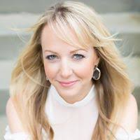 Correo electrónico y teléfono de Olivia Doyne