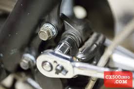 Ebay.de has been visited by 100k+ users in the past month How To Clean And Lubricate Brake Caliper Slide Pins Honda Cx500