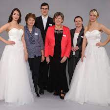 Wie geht es mit dem brautkleid in berlin? Hochzeitshaus Schubert In Strausberg Bei Berlin Home Facebook