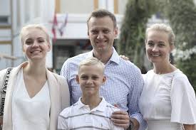 Alexei navalny a great politicianmarina litvinenko: Russian Opposition Figure Navalny Spotted In Vilnius Lrt