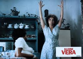 Bei diesem besonderen ereignis stahl er der braut fast die aus seiner ersten ehe mit alexandra tabakowa, 54, stammt seine älteste tochter paulina, 32. Alexandra Tabakowa Uber Diesen Star Cinema De