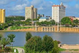 Beautiful Lake Mirror With View Of Downtown Lakeland